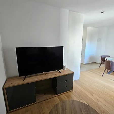 Penthouse With Seaview And Private Parking *