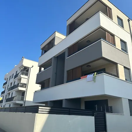 Penthouse With Seaview And Private Parking *